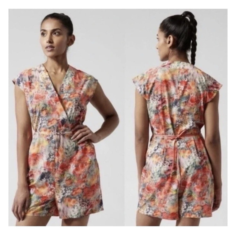 Athleta Marlow Bright Floral Tank Romper w/ Pockets & Tie Waist XS Renewed Bloom